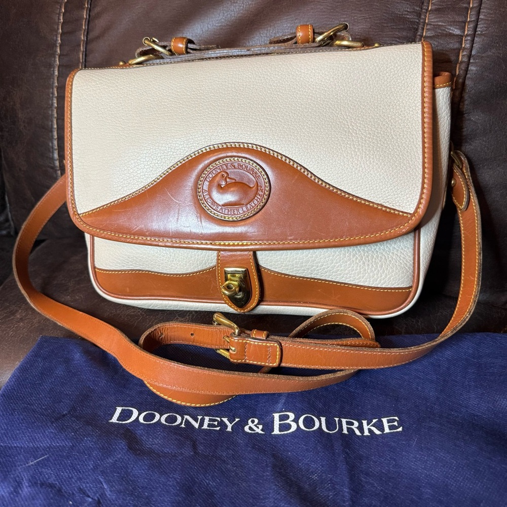 Vintage Dooney & Bourke Bag